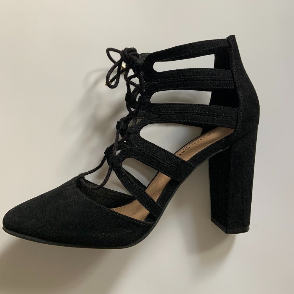 Christian Siriano- Black lace front heels (8.5)